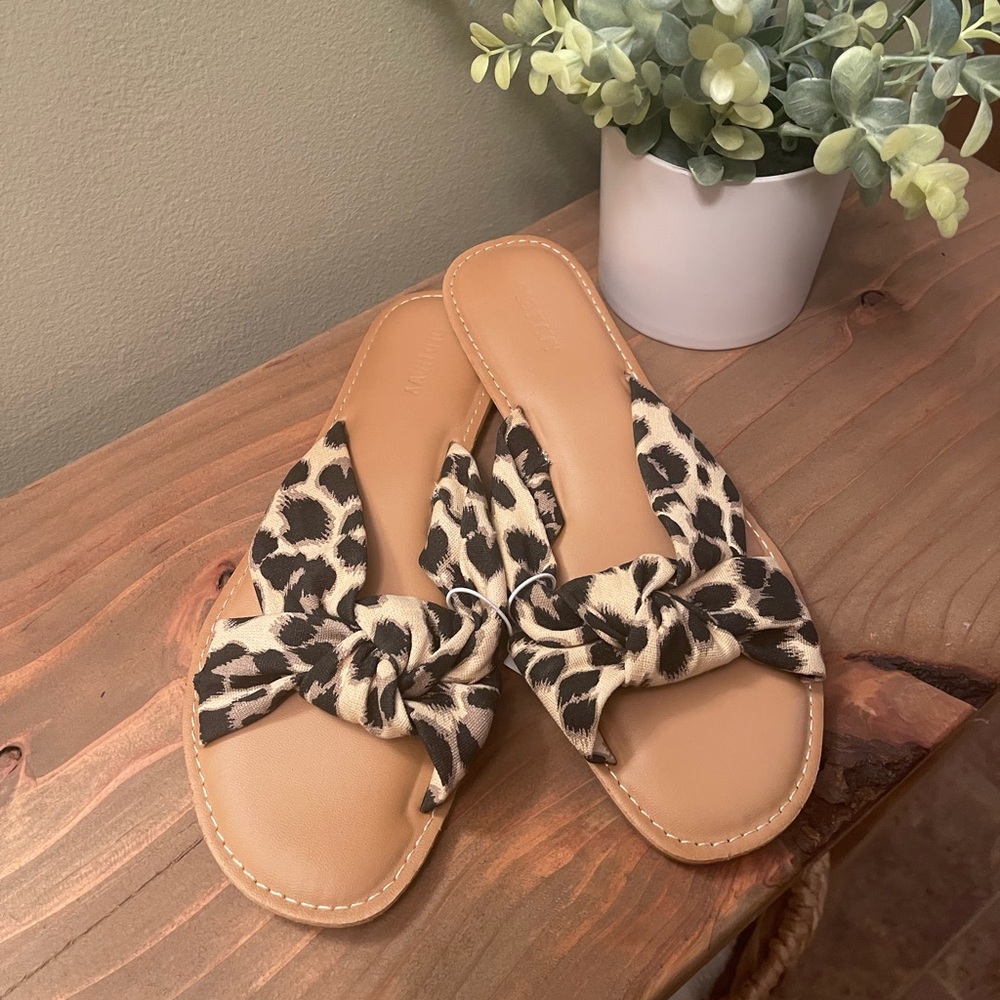 Old Navy Sandals